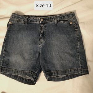 Jean shorts, size 10, dark blue denim